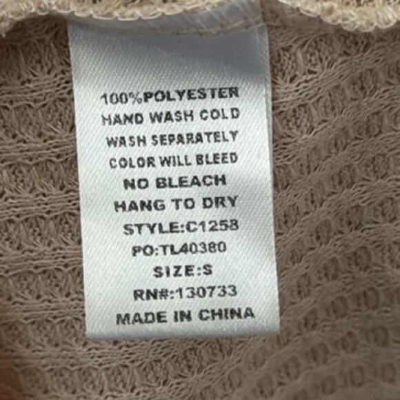 UMGEE FLORAL EMBROIDERED OFF THE SHOULDER CROCHET TOP CREAM SIZE SMALL - Picture 9 of 9